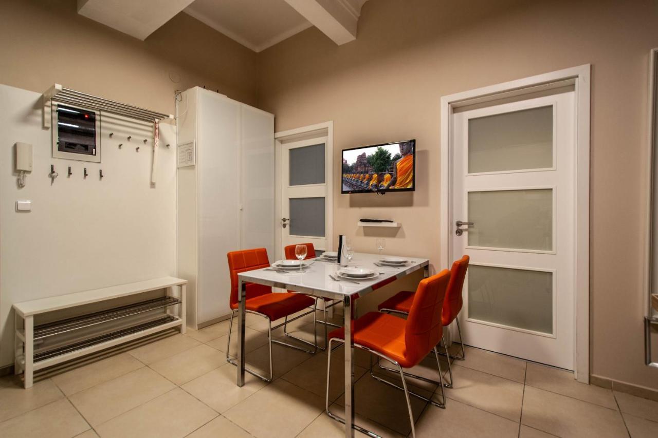 Design Apartment By Ruterra Praga Esterno foto