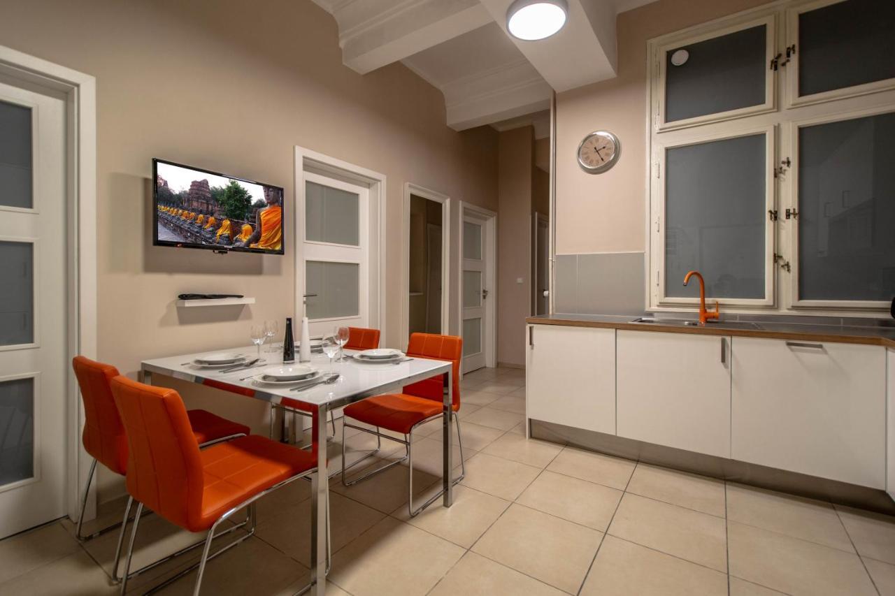 Design Apartment By Ruterra Praga Esterno foto