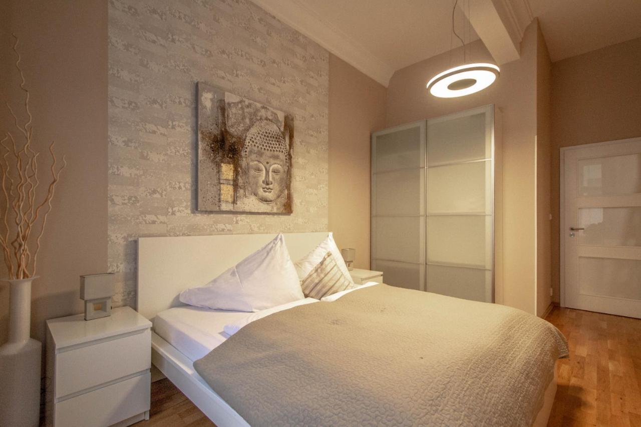 Design Apartment By Ruterra Praga Esterno foto