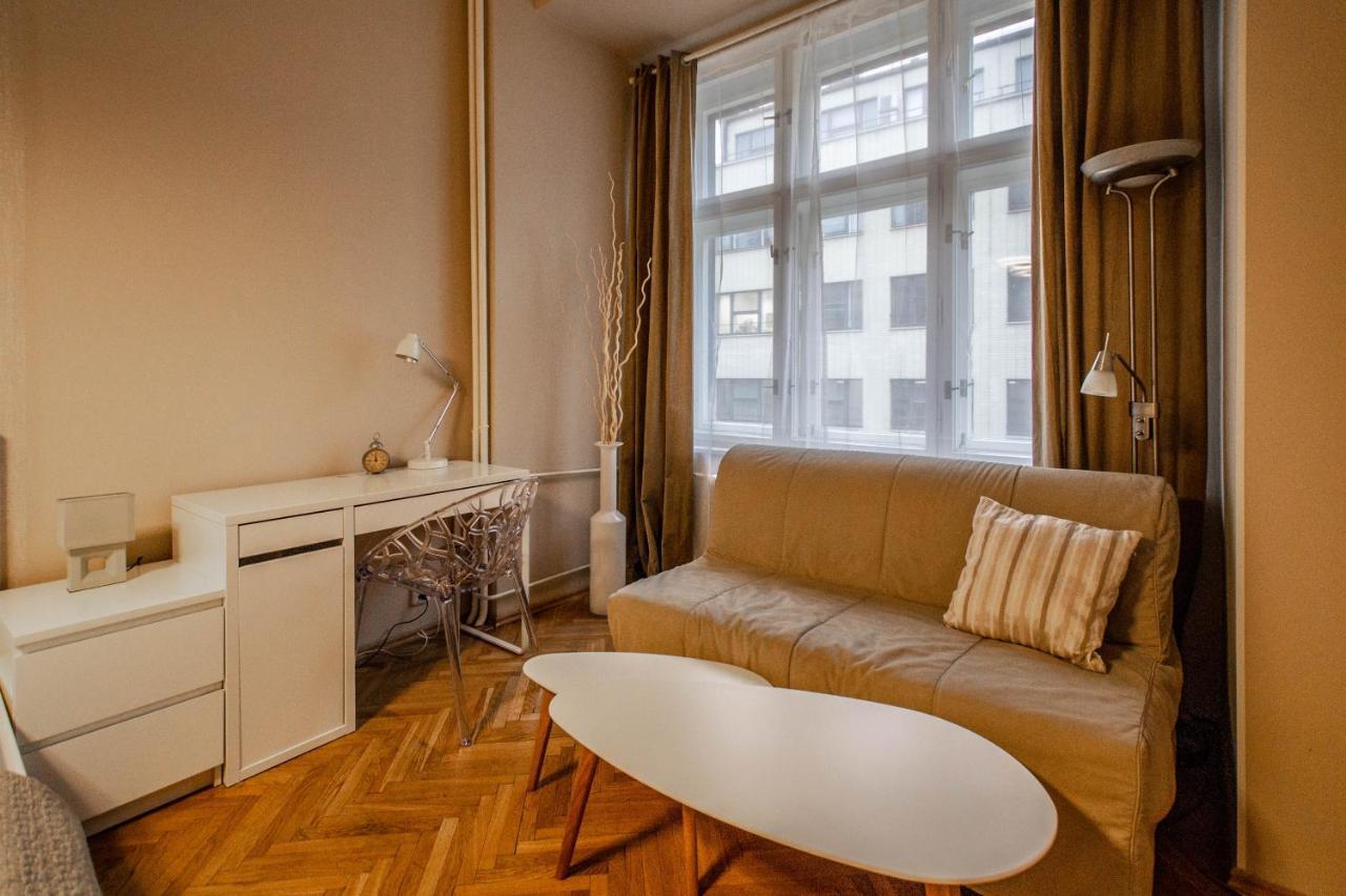 Design Apartment By Ruterra Praga Esterno foto